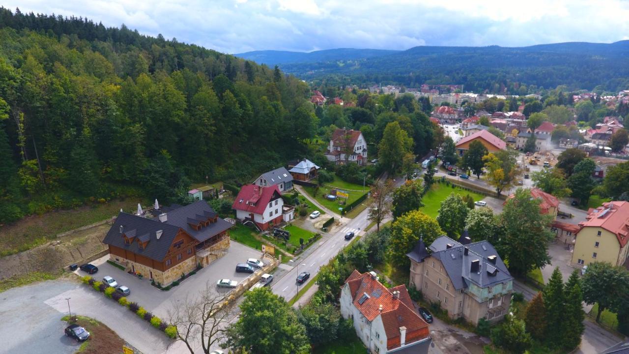 Pokoje I Domki Na Szlaku Polanica-Zdrój Esterno foto